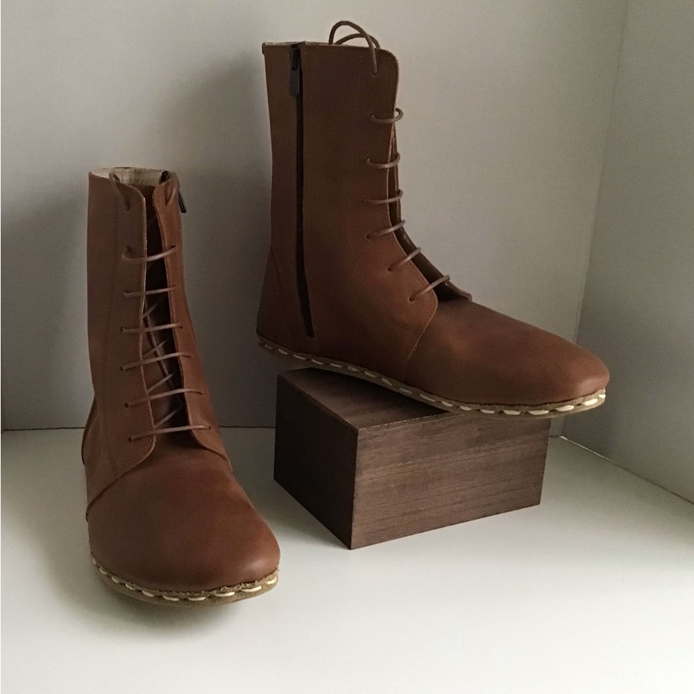 Women’s Handmade Leather Barefoot Grounding High Ankle Boots Copper Rivet Size 9